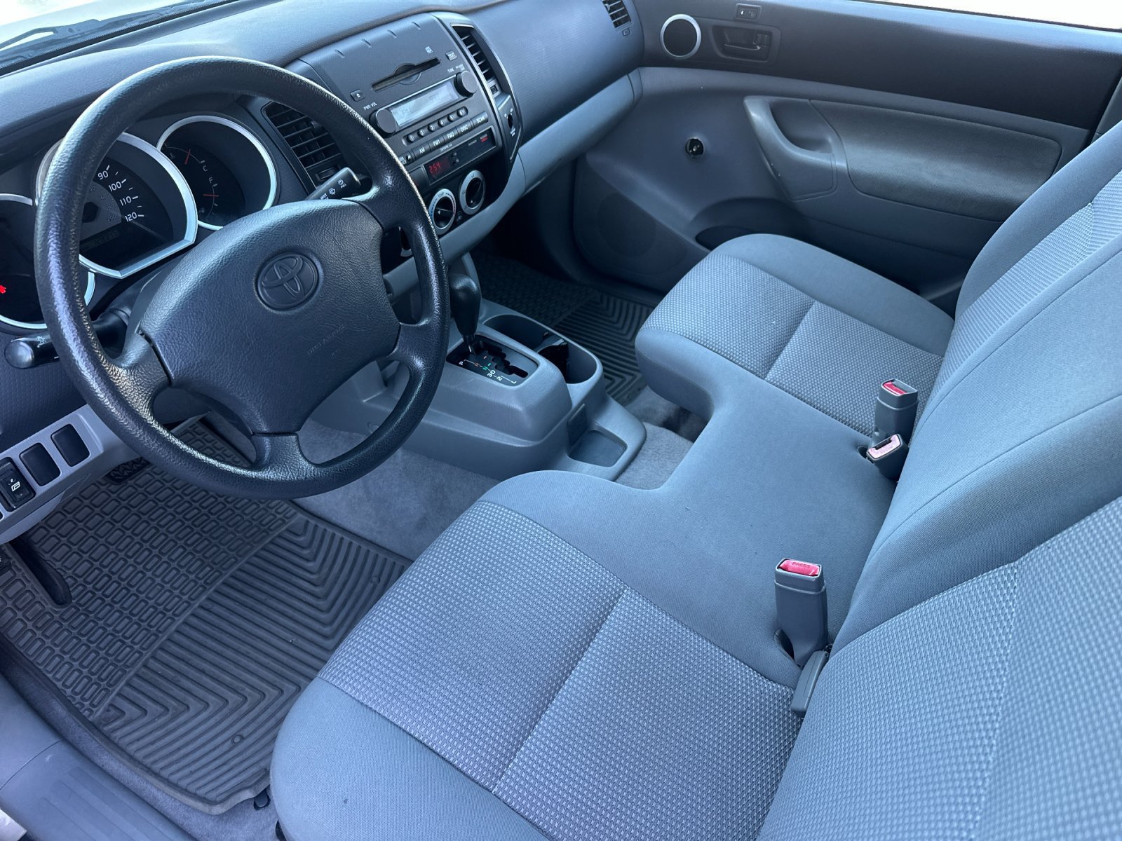 Used 2006 Toyota Tacoma 2WD Regular Cab w/ Enhancement Pkg image 10