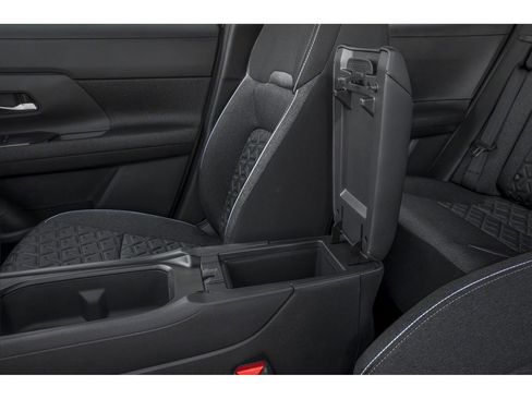 New 2026 Nissan Kicks SV FWD image 37