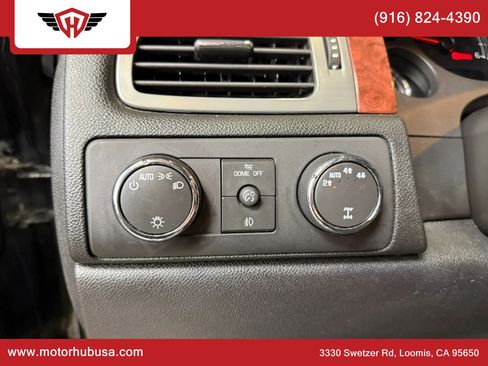 Used 2008 Chevrolet Tahoe LTZ w/ LTZ Preferred Equipment Group AWD/4WD image 42