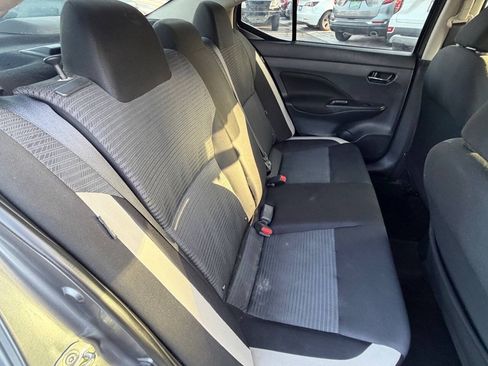 Used 2021 Nissan Versa SV FWD image 12