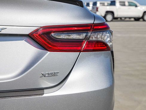 Used 2022 Toyota Camry XSE w/ Carpet Mat Package (TMS) FWD image 9