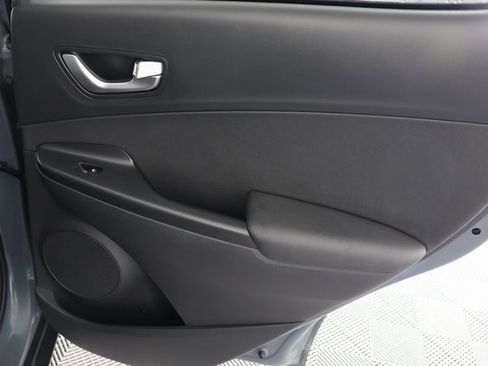 Used 2023 Hyundai Kona Limited image 28