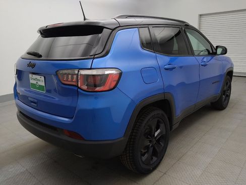 Used 2018 Jeep Compass Latitude w/ Popular Equipment Group AWD/4WD image 9