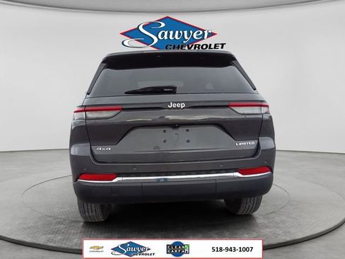 Used 2022 Jeep Grand Cherokee Limited AWD/4WD image 4
