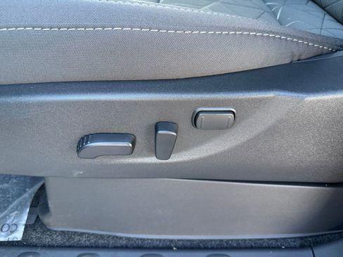 New 2026 Nissan Frontier SV w/ SV Convenience Package image 5