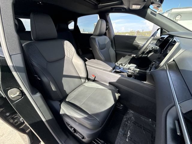 Used 2025 Lexus RX 350 Premium w/ Accessory Package (Z1) FWD image 26