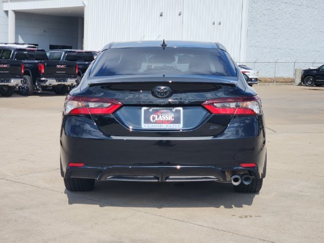 Used 2022 Toyota Camry SE w/ Convenience Package FWD image 6