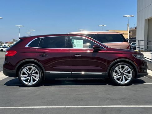 Used 2018 Lincoln MKX Black Label w/ Driver Assistance Package FWD image 2