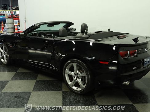 Used 2013 Chevrolet Camaro SS w/ RS Package RWD image 7