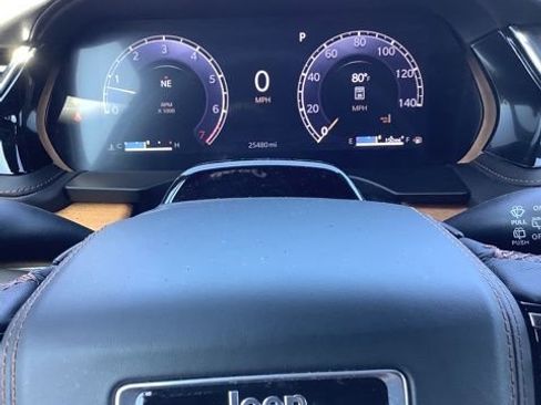 Certified 2025 Jeep Grand Cherokee L Summit AWD/4WD image 12