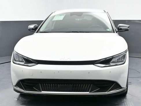 Used 2022 Kia EV6 Wind image 5