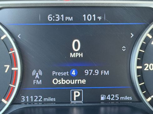 Used 2025 Nissan Altima 2.5 SV FWD image 40