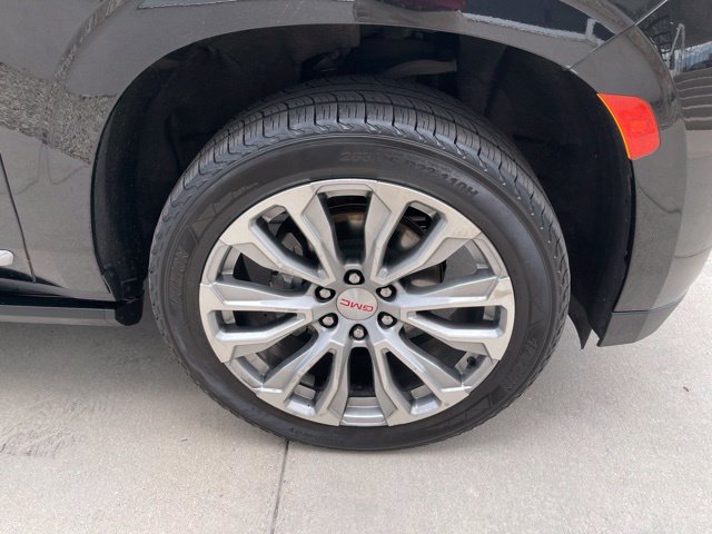 Used 2022 GMC Yukon XL Denali AWD/4WD image 23