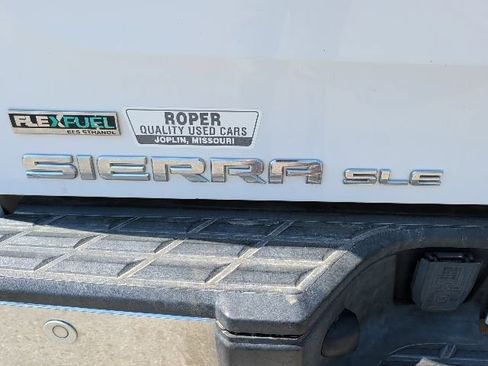 Used 2011 GMC Sierra 1500 SLE w/ Power Tech Package AWD/4WD image 13