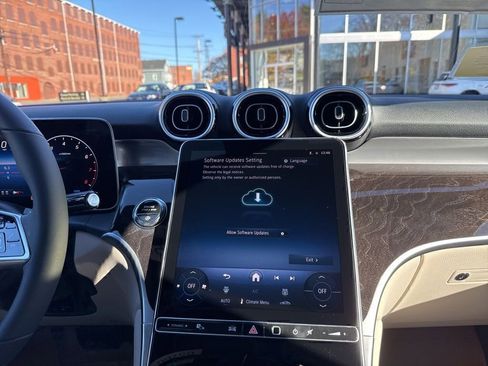 New 2026 Mercedes-Benz GLC 300 4MATIC image 21