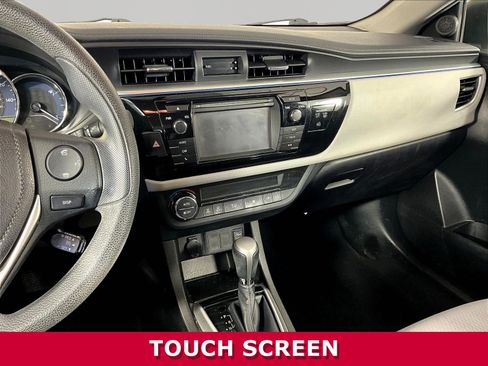 Used 2015 Toyota Corolla LE FWD image 9