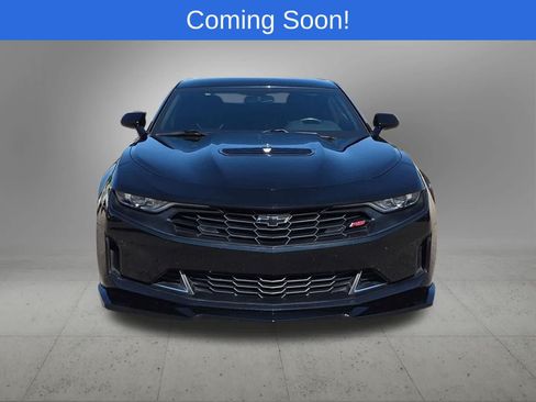 Used 2022 Chevrolet Camaro LT w/ RS Package RWD image 9