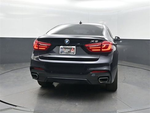 Used 2019 BMW X6 sDrive35i w/ M Sport Package image 32