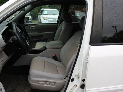 Used 2015 Honda Pilot EX image 13