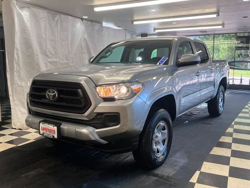 Used 2023 Toyota Tacoma SR AWD/4WD image 3
