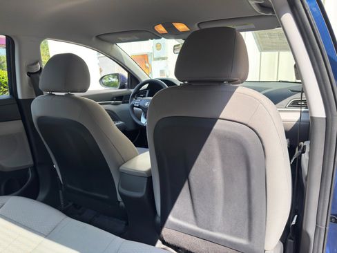 Used 2020 Hyundai Elantra SEL FWD image 29