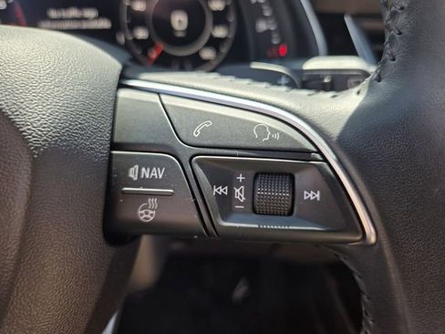 Used 2019 Audi Q7 3.0T Prestige w/ Prestige Package AWD/4WD image 32