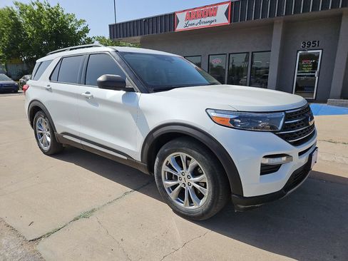 Used 2021 Ford Explorer XLT w/ Equipment Group 202A RWD image 1