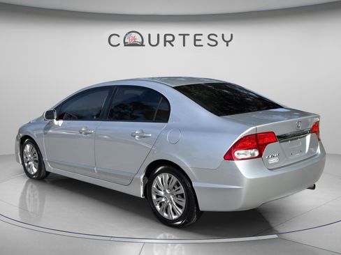 Used 2010 Honda Civic LX image 5