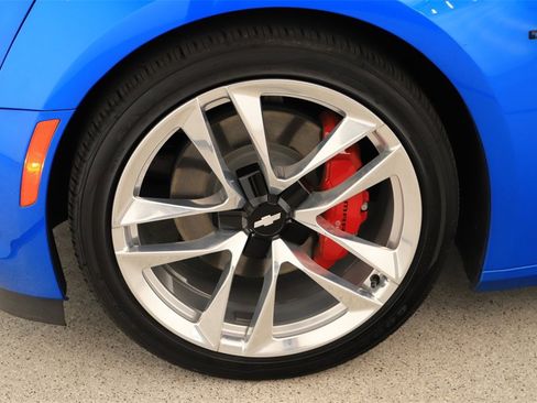 Used 2024 Chevrolet Camaro LT w/ RS Package image 31