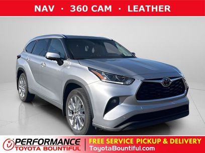Used 2023 Toyota Highlander Limited