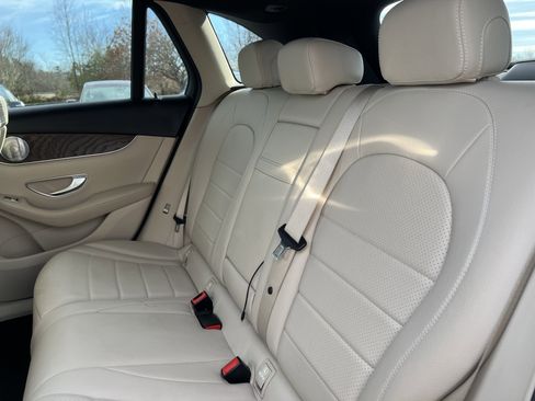 Certified 2018 Mercedes-Benz GLC 300 4MATIC image 34