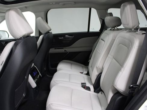 Used 2025 Lincoln Aviator Reserve w/ Illumination Package AWD/4WD image 24