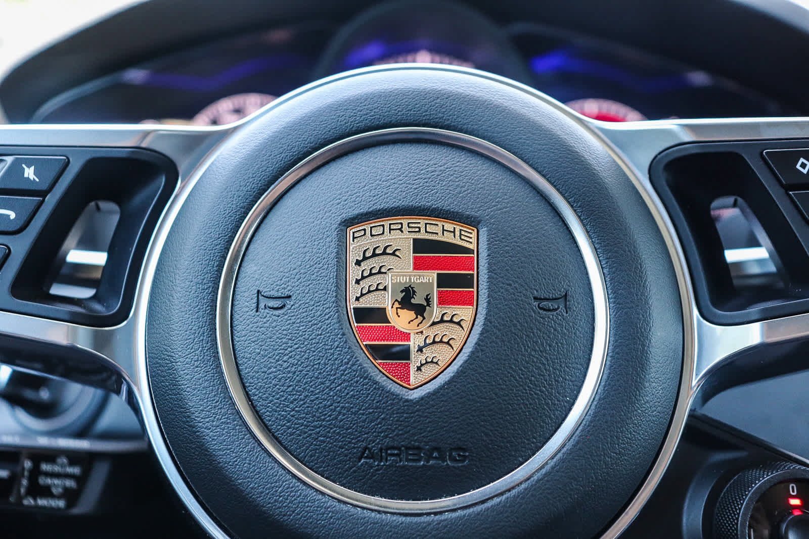 Used 2021 Porsche Cayenne Coupe AWD/4WD image 33