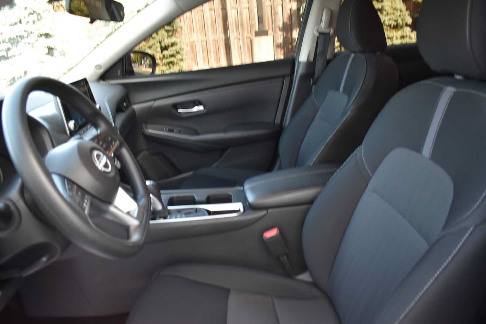 Used 2024 Nissan Sentra SV FWD image 18