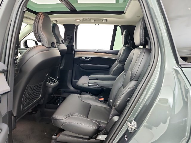 New 2027 Volvo XC90 B6 Ultra AWD/4WD image 28