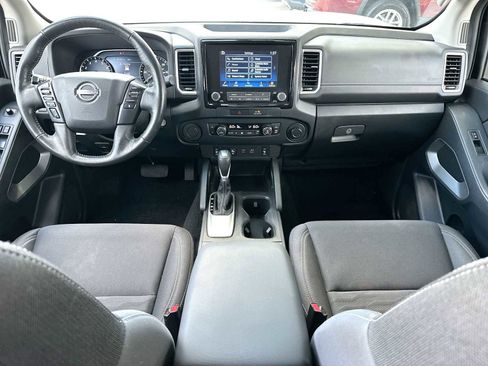 Used 2022 Nissan Frontier SV RWD image 25