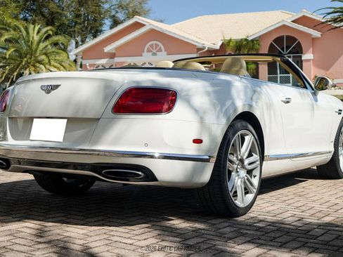 Used 2016 Bentley Continental GT image 8
