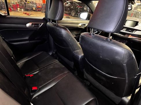 Used 2016 Lexus CT 200h w/ Navigation Package image 15