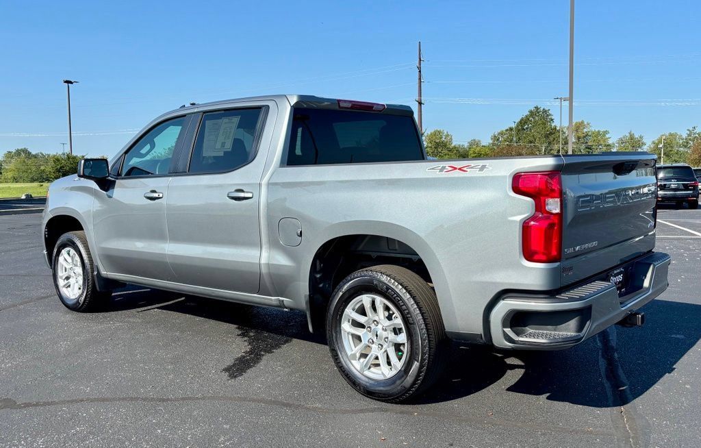 Used 2026 Chevrolet Silverado 1500 RST AWD/4WD image 5