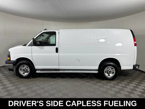 Used 2024 GMC Savana 2500 w/ Driver Convenience Package RWD image 2