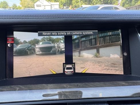 Used 2015 BMW 750Li RWD image 34