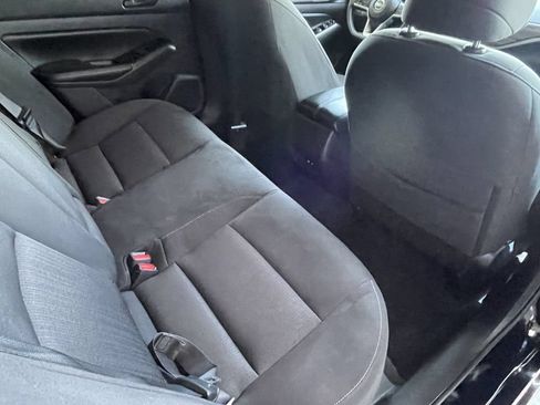 Used 2023 Nissan Altima 2.5 SV FWD image 23