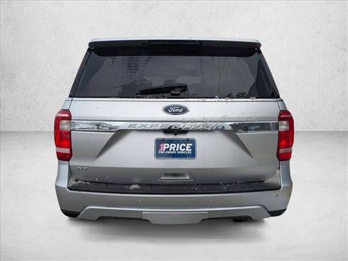 Used 2019 Ford Expedition XLT image 6