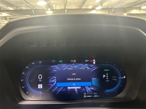 Certified 2024 Volvo XC90 T8 Ultimate w/ Protection Package Premier image 14