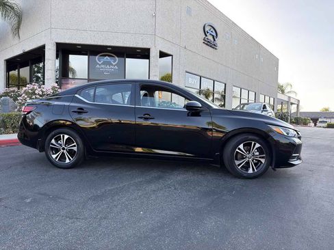Used 2021 Nissan Sentra SV FWD image 6