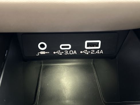 Used 2023 Subaru Outback Limited w/ Popular Package #2 AWD/4WD image 42