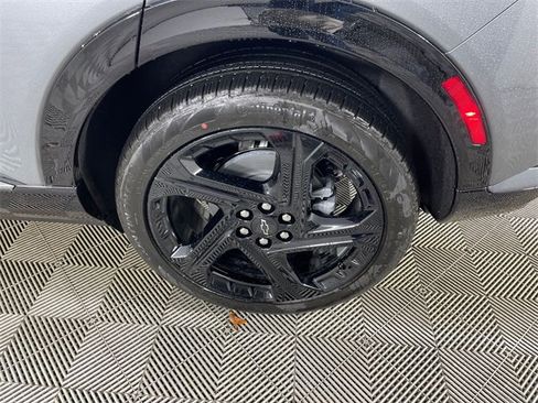 New 2026 Chevrolet Equinox EV RS image 19