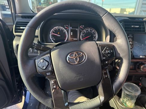 Used 2024 Toyota 4Runner TRD Off-Road Premium image 12