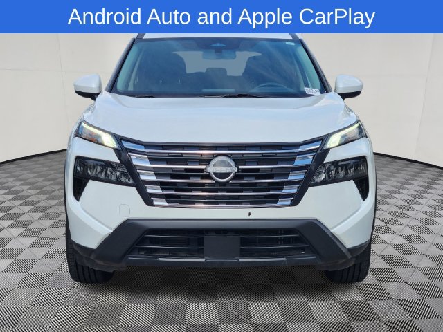 Used 2025 Nissan Rogue SV AWD/4WD image 2