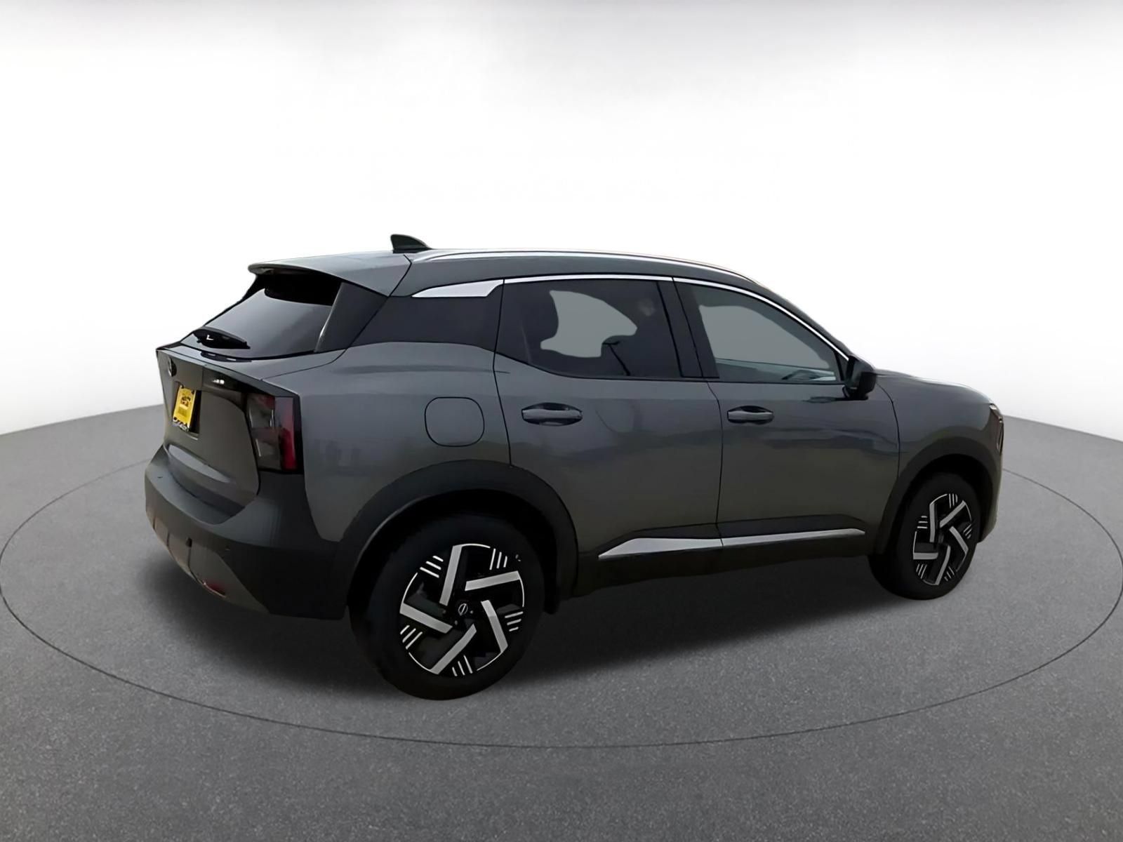 Used 2026 Nissan Kicks SV FWD image 14